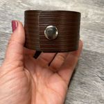 Nashville brown cuff with silver guitar pick Photo 2