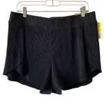 All In Motion NEW Mid Rise Pleated Activewear Short Black Large Built in Brief Photo 0