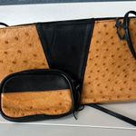 Ostrich Tan and Black Shoulder Bag and coin purse Photo 1