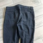 Jones New York  Essex skinny jeans in black Photo 4