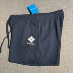 Columbia Women’s Trek French Terry Shorts Photo 3