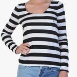 Volcom T-shirt Junior's Dusty Pharaoh Long Sleeve pocket on front w/neon symbol Photo 0