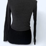 Two Bozzolo stretchy crop tops in grey and burgundy Gray Photo 0
