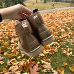 NWT  Authentic mini shine boots / uggs / Ugg​ Photo 5