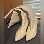 Cream knee high cowboy boots, faux leather, size 9 Photo 2