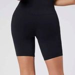 Buckle NWT Dyce Brand Active Performance Legging Stretch Compression Biker Short Photo 0