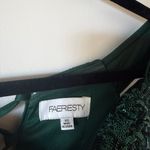 Elegant Green Off Photo 1