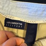 Liz Sport Elegant Women's Beige Shorts / DG68 Photo 2