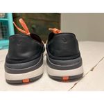 OluKai Women’s Miki Li’ Pavement/Black Quick Photo 6