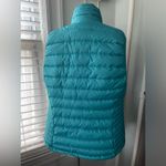 Patagonia  Down Sweater Puffer Vest Women’s Size Medium Photo 3