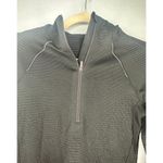 Lululemon  Two-Tone Ribbed Running Half Zip Women's Size 4 Athleisure NWOT Photo 1