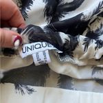 black & white palm tree print sarong size 18 Photo 3