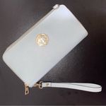 Light Blue Wristlet /Wallet Purse Photo 0