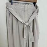 Athleta - Skyline Pant II Paperbag Waist Tie Waist Travel Athleisure Staple Photo 2