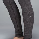 Lululemon  Wunder Under Pant in Giant Herringbone Black Heathered Black Photo 4