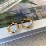 18K Gold Plated White Pearl Hoop Earrings for Women,Pearl Earrings Photo 1