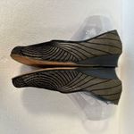 Prevata Mesh Womens 9 Shoes Black Gold Slip On Made in Italy 1 Photo 7