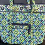 Vera Bradley Handbag Photo 1