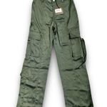 Le lis π β green dream β satin cargo pants Photo 3