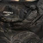 Brooks Reflective wind jacket Photo 1