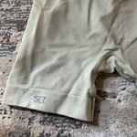 Set Active  Sand Sculptflex Active Shorts Size Medium Photo 2