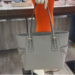 Michael Kors  VOYAGER EAST WEST TOTE PEARL GREY . Photo 14