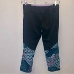 C9 Champion  Medium Colorful Workout Gym Capri Leggings Photo 4