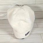 Champion  women's winter Bennie ivory color one size Photo 0