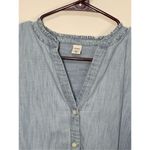 Old Navy  Women's Chambray Button-Up V-Neck Long Sleeve Shirt Denim Blue Medium Photo 1