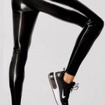 Heroine Sport Liquid Patent leggings, bra and jacket set size medium/large Black Photo 1