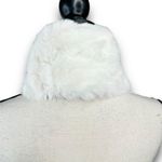Halara NEW Womens White Faux Fur Button Scarf Winter Warm Snuggly One Size Photo 3