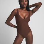 SKIMS Body Unlined Plunge Bodysuit Thong Bodysuit Cocoa Large BD-THG-7118W Photo 2