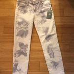 7 For All Mankind Gray and White Ankle Jeans Photo 0