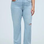 Madewell NWT 90’s Straight Jean 33 needs to be washed liquid spilled on front Photo 1