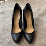 BLEEKER AND BOND Celeste Classic Black Leather Heels Pumps Size 8 Photo 1