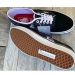 Vans Disney sneakers Sz 9.5 Men / 11 Women Photo 7