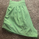 Lululemon Green  Hotty Hot 2.5" Shorts Photo 0