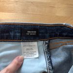 Veronica Beard  Mid-Rise Brooke 8.5" Skinny Jeans, 27 Photo 7
