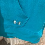 Under Armour Pull Over Photo 2