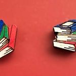 Book lover Earrings Photo 0