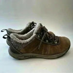 Merrell  Shoes Women’s Kamari Chill‎ Boots Size 5 Suede Faux Sherpa Hiking Trail Photo 3