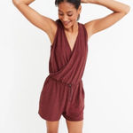 Old Navy  Women’s Breathe ON Cross Front V-Neck Romper 3.5 Inseam Size XL Photo 0