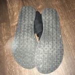 Sanuk classic black yoga mat sandals Photo 1