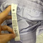 Lululemon Hotty Hot High-Rise Lined Short 4" Lace Trim Lavender Frost Size 10 Photo 5