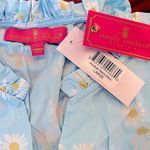 Simply Southern  Cotton Large Baby Blue Daisy Print Notched V neckline Top NWT Photo 5