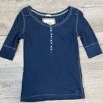 Abercrombie & Fitch Vintage Stretch Henley Top Navy Blue Medium 3/4 Sleeve Y2K Photo 2