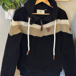 Wanakome  Alicia Sherpa Teddy Hoodie. Size XS Photo 0