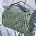 Source Unknown Green Quilted Crossbody Bag in new condition Photo 6