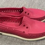 Native Howard Boat Shoes Womens 6 Mens Kids 4 Slip On Comfort Shoes Pink Photo 2
