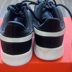 Nike Legend Essential 2 Photo 2